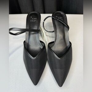 A New Day Women's Sleek Black Pointed Heels Mesh Look! NWT